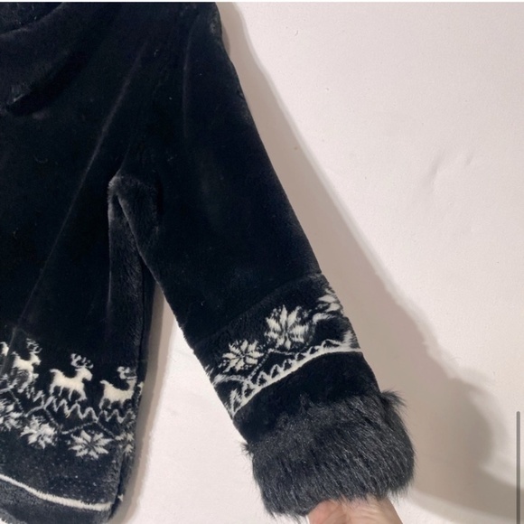 Alia Black Faux Fur Coat With Hood And Winter Themed Trim M - Picture 10 of 16